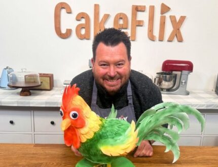3D rooster cake tutorial