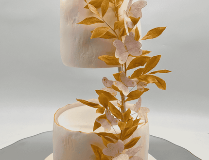 Prop Options – Floating Tiered Wedding Cake