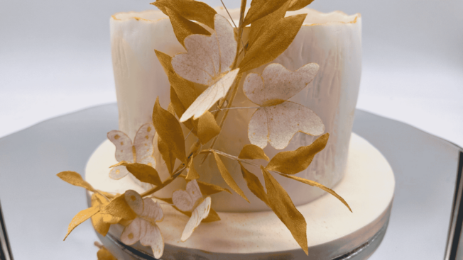 Floating Tiered Wedding Cake
